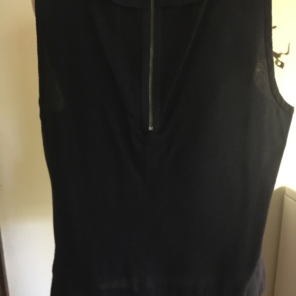 Beautiful JCrew silk and cotton  navy top! - Picture 8 of 10